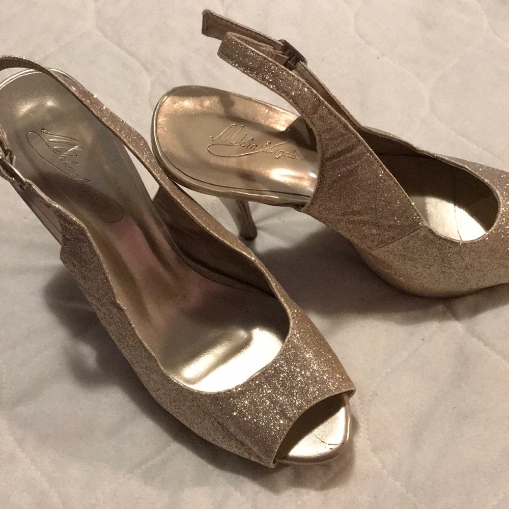 Gold Glitter Michelangelo Pump